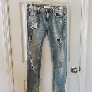 Zara Distressed Denim size 25